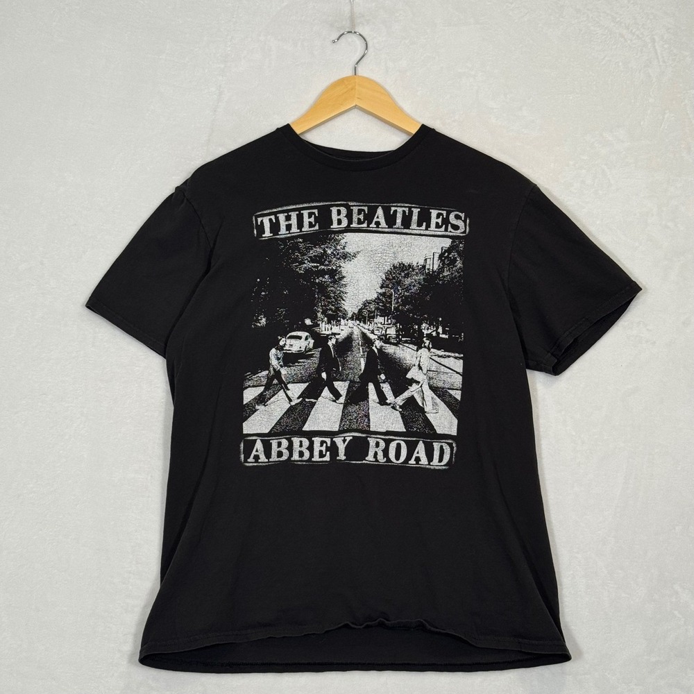 The Beatles Black Abbey Road Graphic T-Shirt Large
